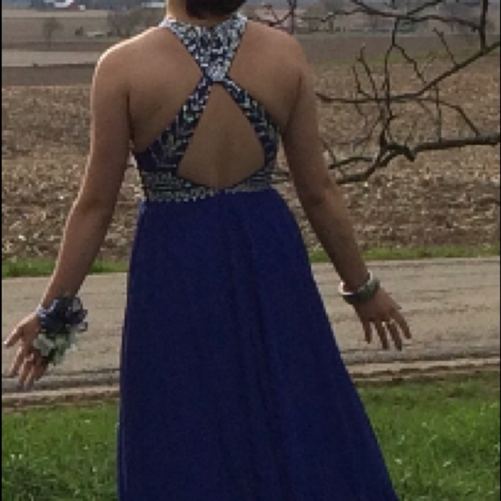 Prom Dress - Picture 4 of 4